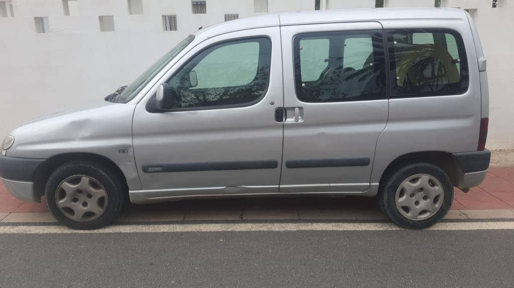 Transporte de maletas con pasajeros al&nbsp;aeropuerto