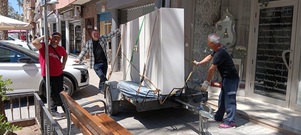 mudanza pequeña en Torrent Valencia con furgoneta
